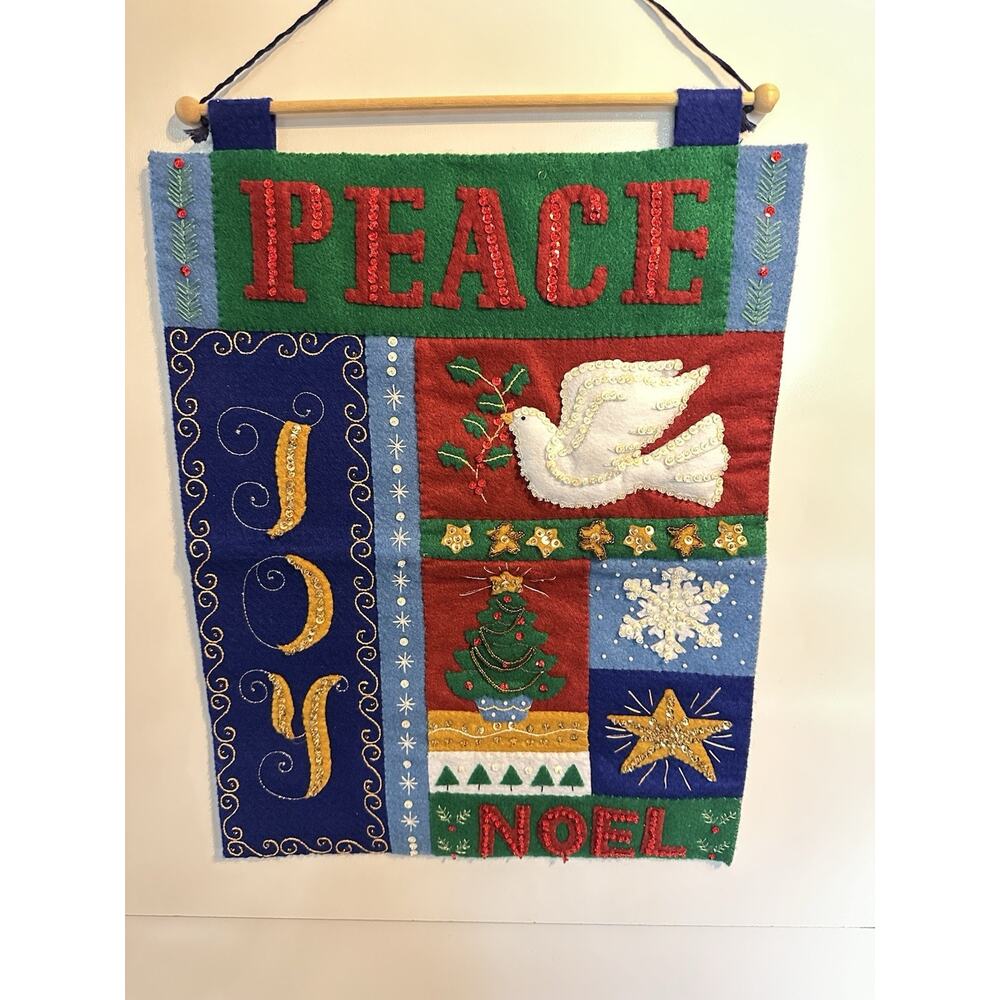 Bucilla Felt Peace Banner Wall Hanging 14" x 18” #84799 Finished